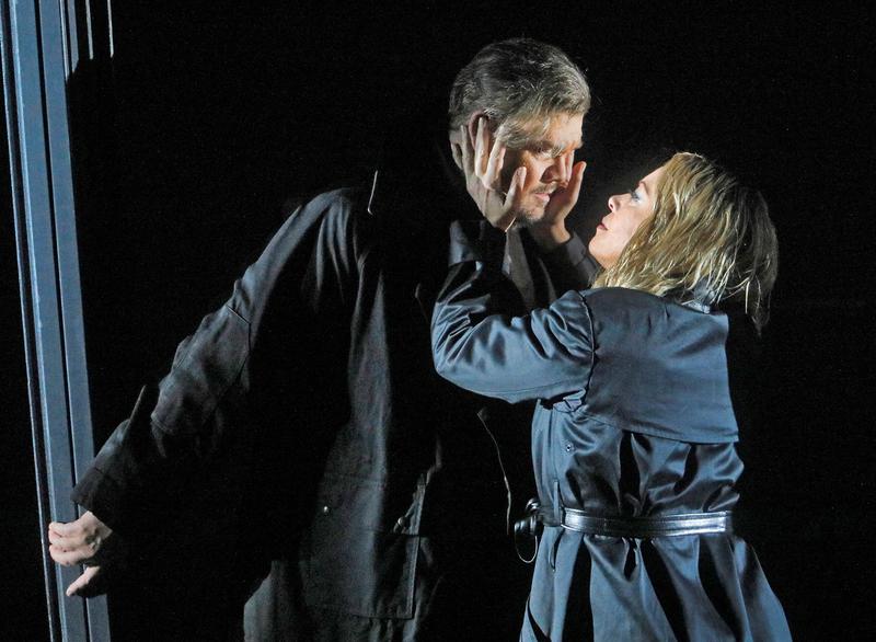 Stuart Skelton and Nina Stemme in the title roles of Wagner's Tristan und Isolde. 