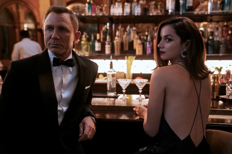 daniel craig tux