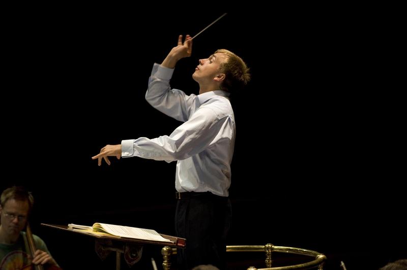 Vasily Petrenko conducts the Royal Philharmonic Orchestra