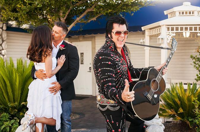 this-elvis-impersonator-does-it-for-love-and-money-death-sex