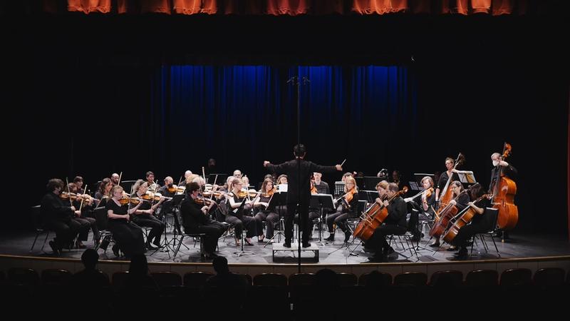 The Adelphi Orchestra conducted by Kyunghun Kim