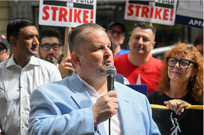 TWU International President John Samuelsen has been harshly critical of Gov. Hochul.