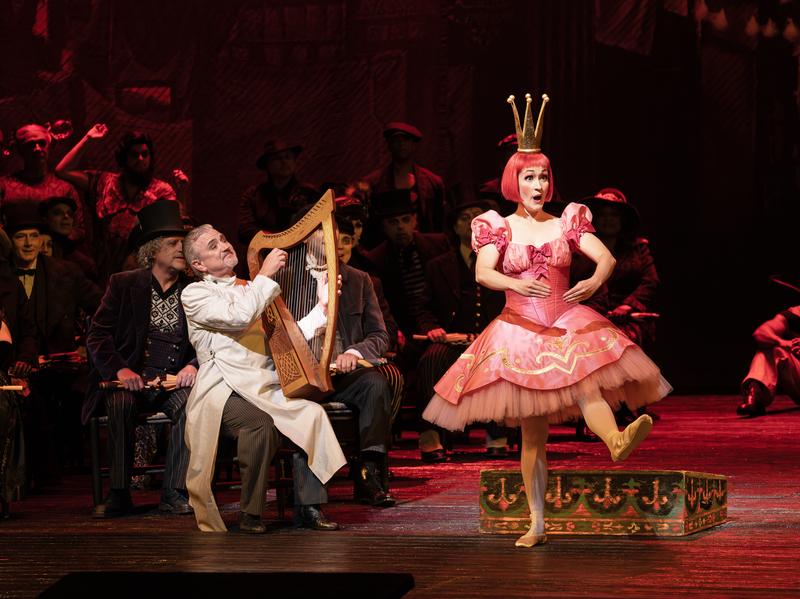 Tony Stevenson as Spalanzani and Erin Morley as Olympia in Offenbach's "Les Contes d'Hoffmann."