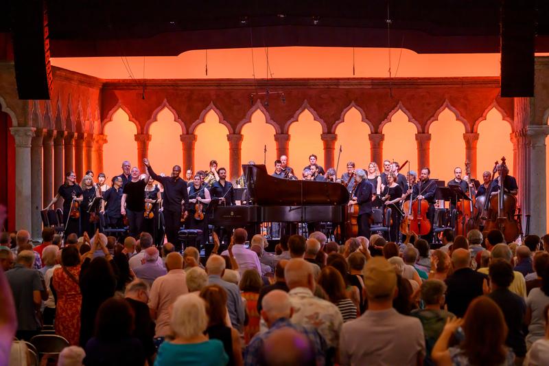 Orchestra of St. Luke's and pianist Jeremy Denk