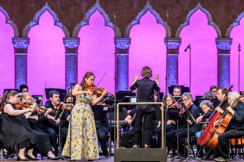 The Orchestra of St. Lukes at the Caramoor Center with Stella Chen and Anna Rakitina.