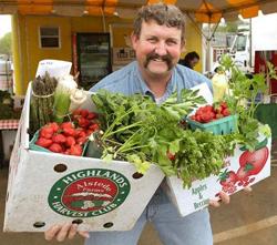 Kurt Alstede with CSA share from Alstede Farms