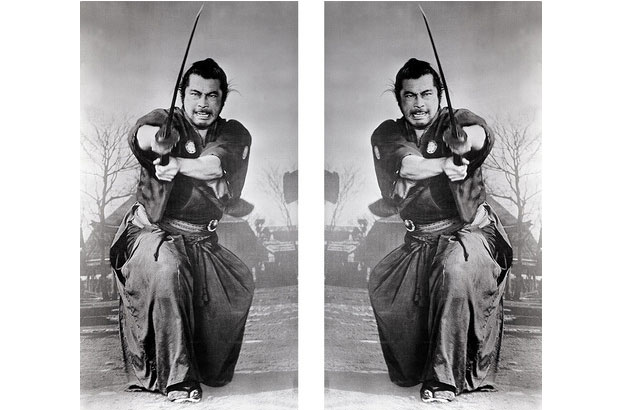 Production still from the 1961 film "Yojimbo." The original image is on the left.