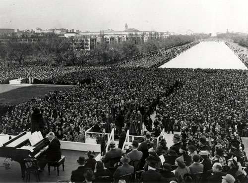 American contralto Marian Anderson performs in front of 75,000 spectators. Finnish accompanist Kosti Vehanen is on the piano.