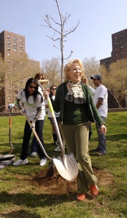 Last April, Midler on Earth Day (Photo by Donna Ward/Getty Images) 